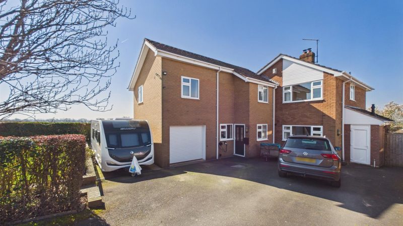 10 Field Drive, Shrewsbury, SY4 3LB For Sale