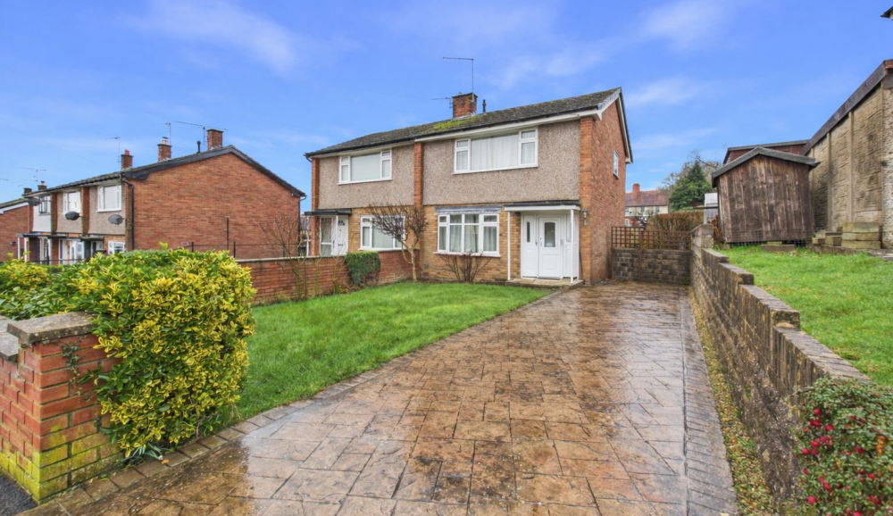 86 Vyrnwy Road, Oswestry, SY11 1NZ For Sale