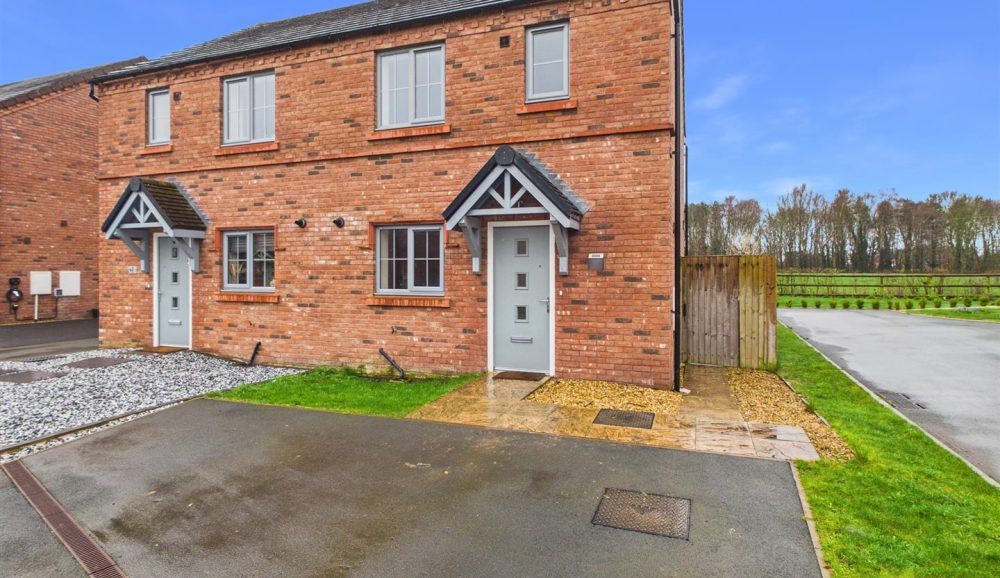 69 Roden Grove, Wem, SY4 5HJ For Sale