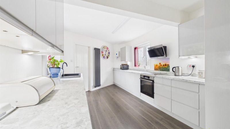 Oakdene Lowe Hill Road, Wem, SY4 5UA For Sale