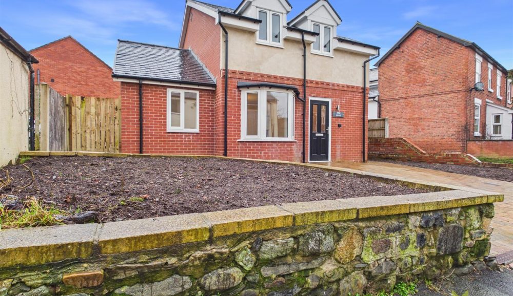 New House Old Whittington Road, Gobowen, SY11 3JL For Sale New House Old Whittington Road, Gobowen, SY11 3JL For Sale