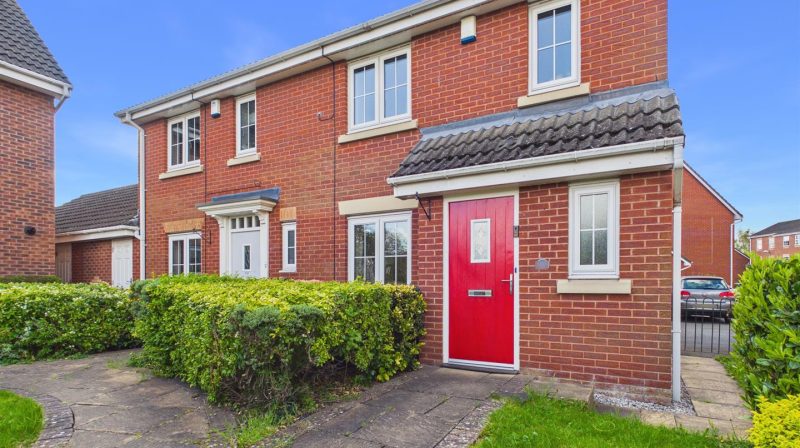128 Greenfields Gardens, Shrewsbury, SY1 2RP For Sale