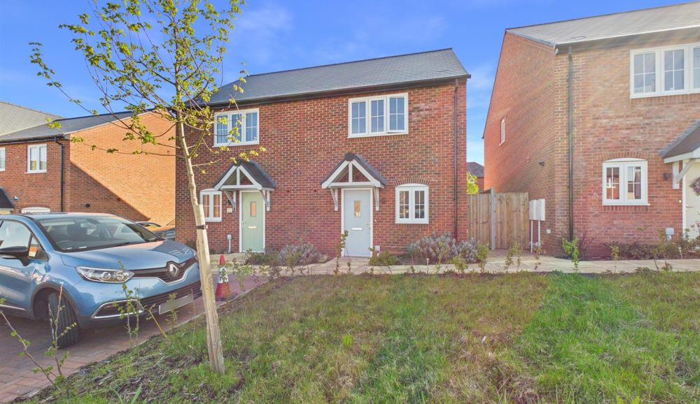 9 Hall View Drive, Shrewsbury, SY5 0FR For Sale