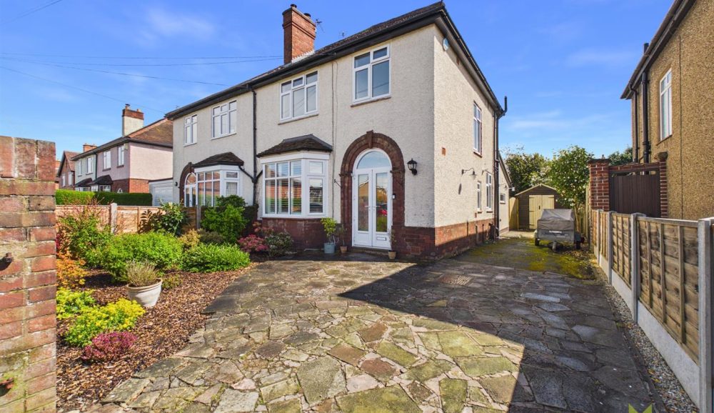 14 Monkmoor Avenue, Shrewsbury, SY2 5DZ For Sale