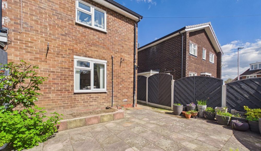 48 Fitzalan Road, Shrewsbury, SY1 3LN For Sale