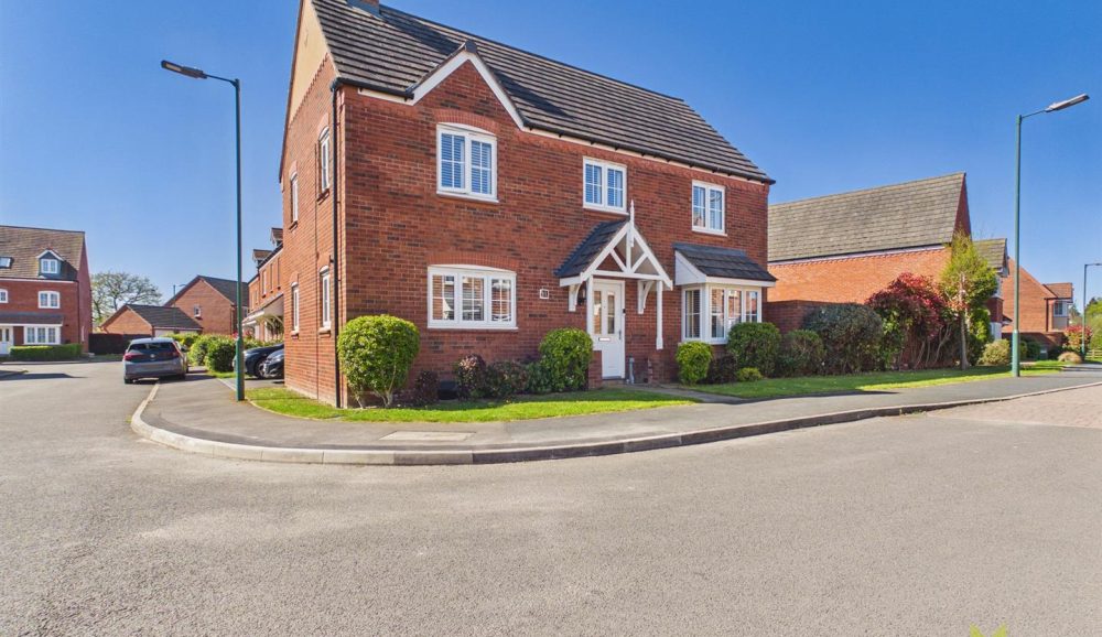 65 Meadowbout Way, Shrewsbury, SY5 8QB For Sale