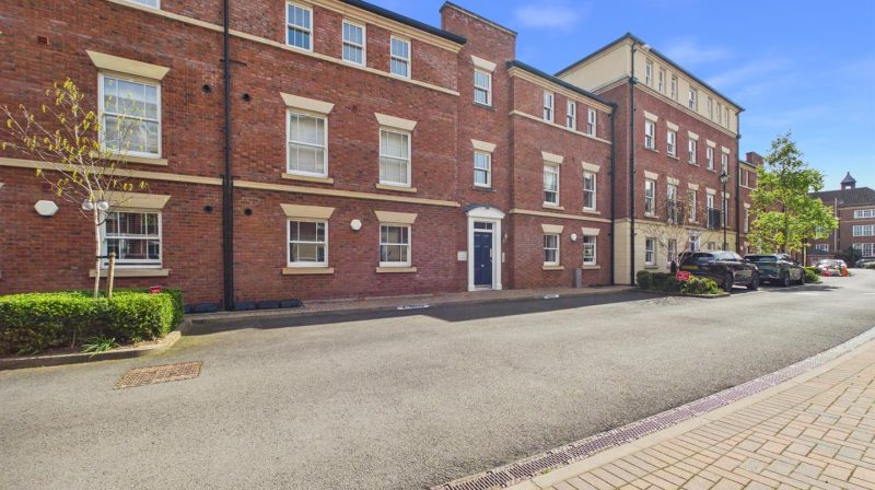 112 The Old Meadow, Shrewsbury, SY2 6GA For Sale