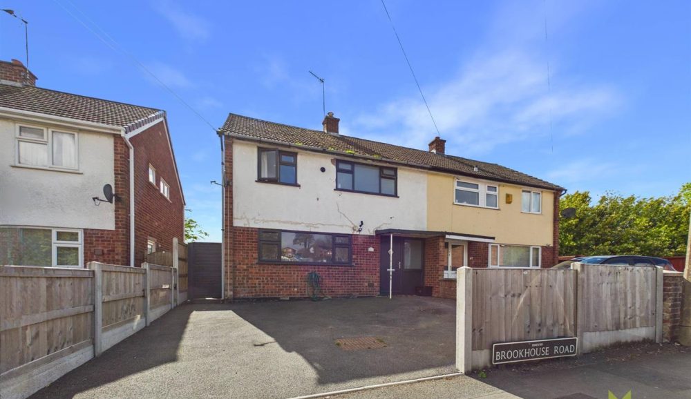 47 Brookhouse Road, Oswestry, SY11 2JW For Sale