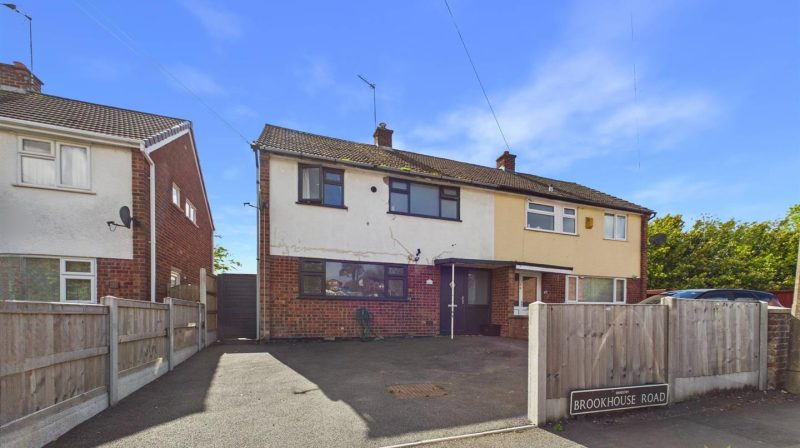 47 Brookhouse Road, Oswestry, SY11 2JW For Sale