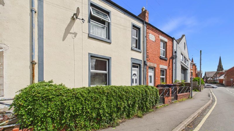 3 Oak Street, Oswestry, SY11 1LJ For Sale