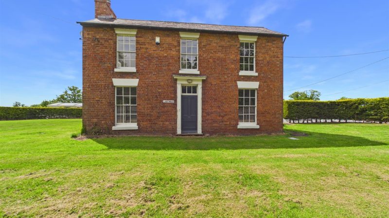 2 Ladymas Road, Shrewsbury, SY4 4AJ To Let