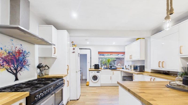 9 Aston Road, Wem, SY4 5AZ For Sale