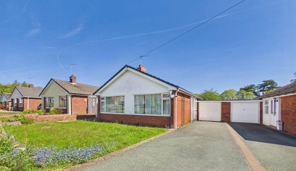 54 Hampton Road, Shropshire, SY11 1SW For Sale