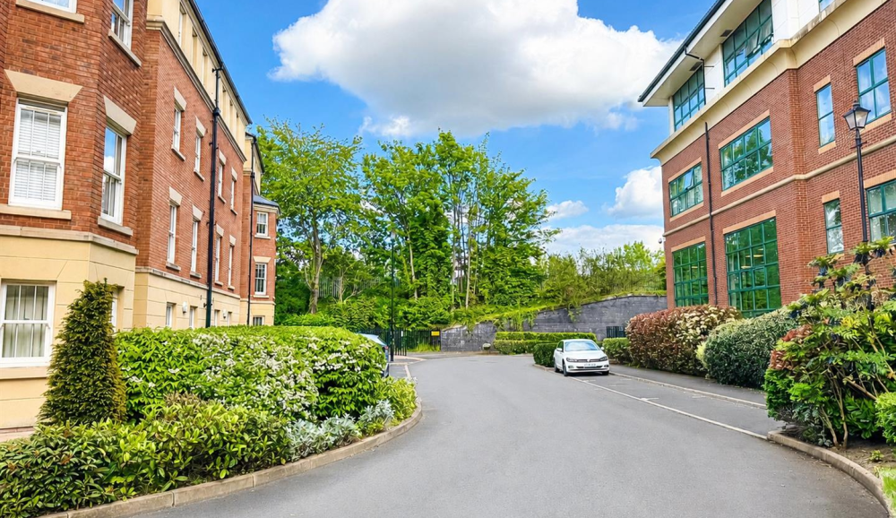 18 The Old Meadow, Shrewsbury, SY2 6GA For Sale
