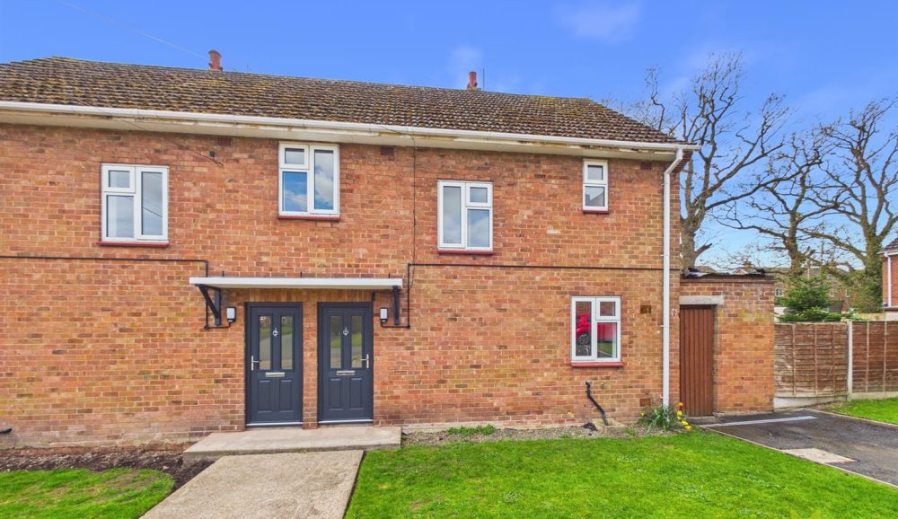 20 Church Close, Shrewsbury, SY4 4JX For Sale