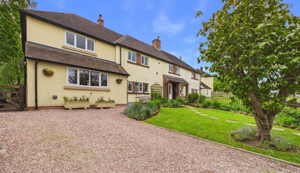 1 The Glebelands, Shrewsbury, SY4 3RU For Sale 1 The Glebelands, Shrewsbury, SY4 3RU For Sale
