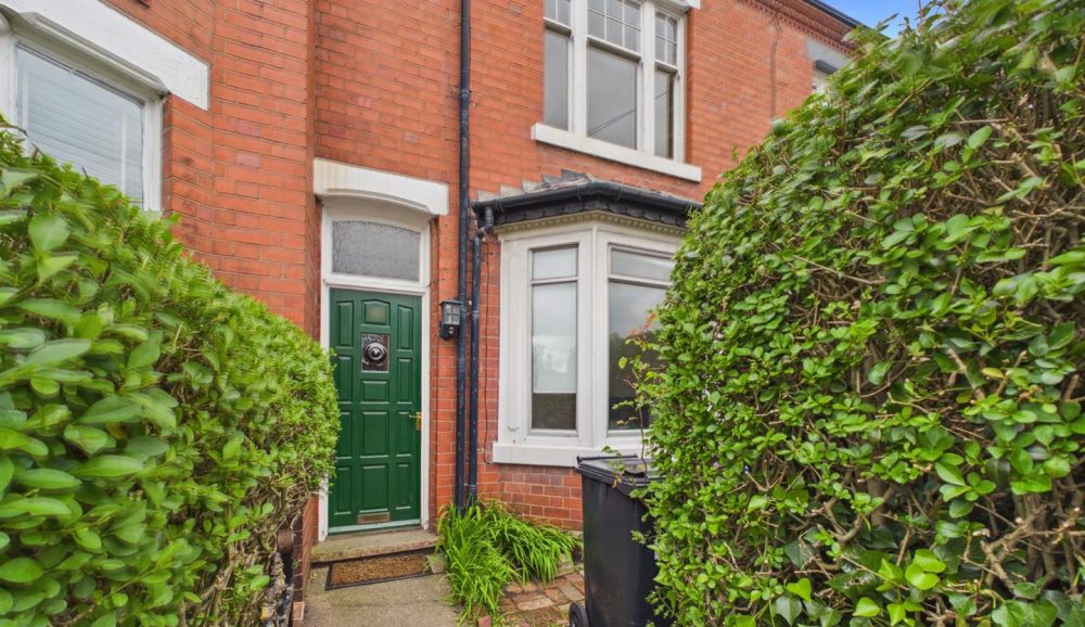 39 Monkmoor Road, Shrewsbury, SY2 5AH For Sale
