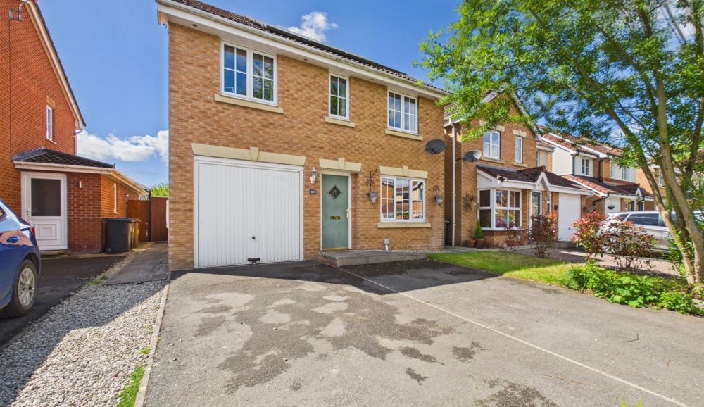 10 Sweeney Drive, Oswestry, SY10 9RH For Sale