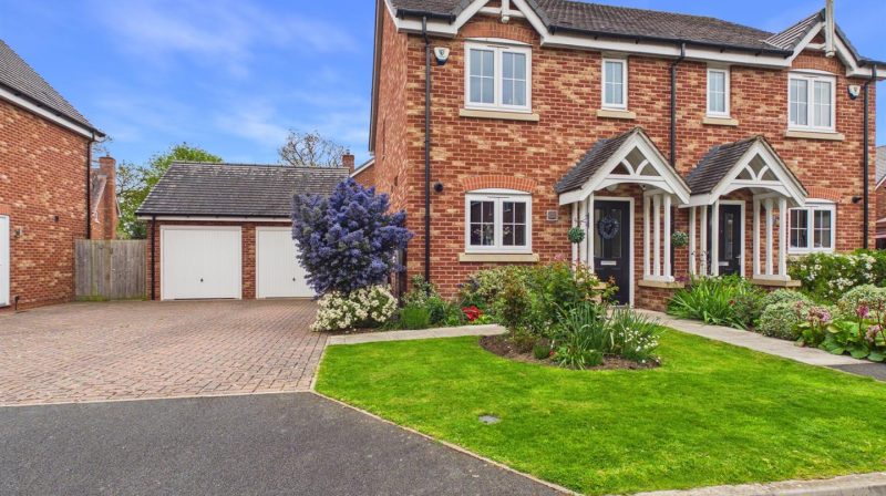 41 Hillside Drive, Shrewsbury, SY2 5LW For Sale