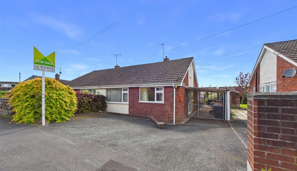 12 Powis Avenue, Oswestry, SY11 2JS For Sale