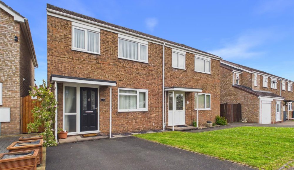 3 Derwent Avenue, Shrewsbury, SY1 3RQ For Sale