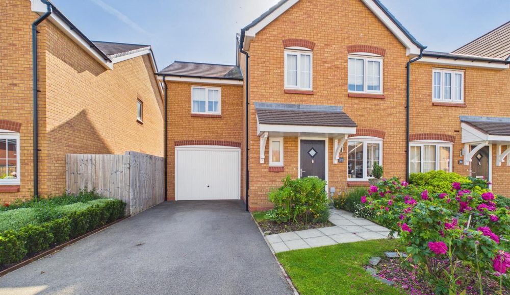 34 Bufton Close, Shrewsbury, SY3 8FH For Sale