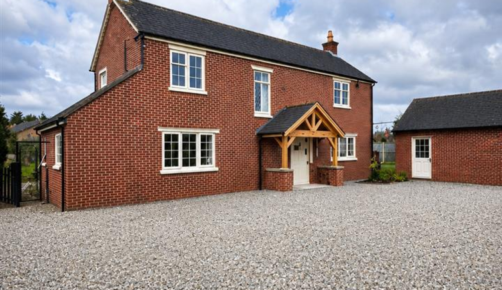 The Beeches Shrewsbury Road, Shrewsbury, SY4 4AE For Sale