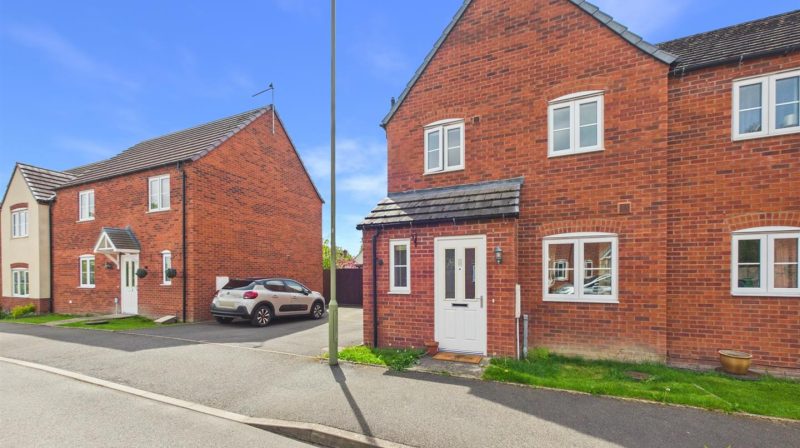5 Round Meadow, Wem, SY4 5LJ For Sale