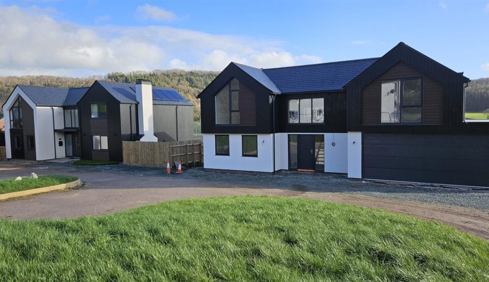 Valley View Coopers Lane, Oswestry, SY10 8LY For Sale