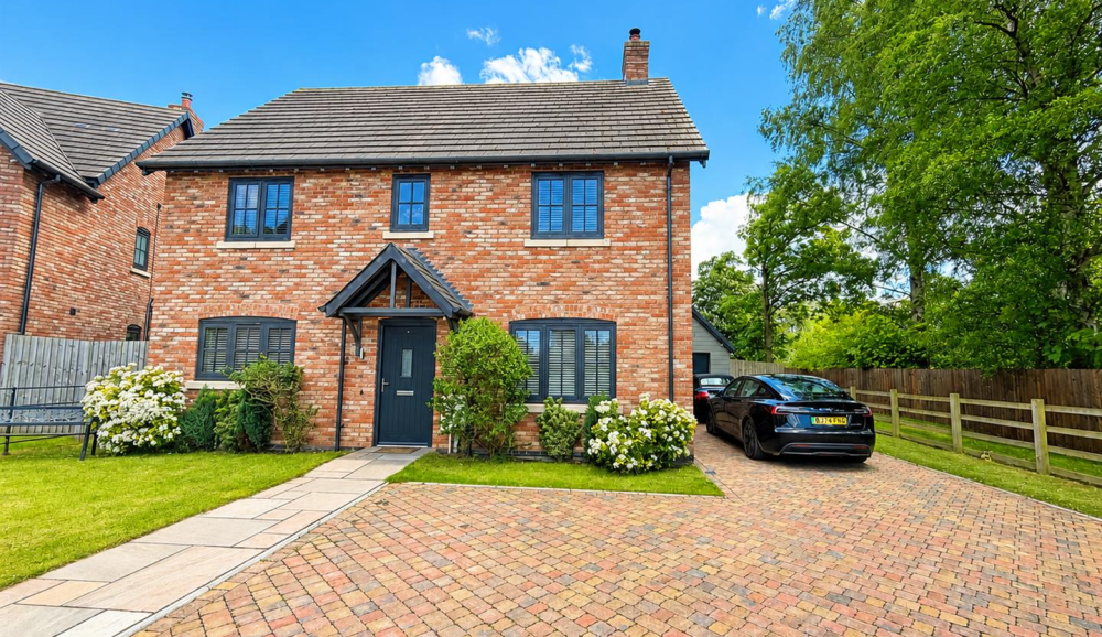 The Woodlands Newnes Gardens, Shrewsbury, SY4 3BQ For Sale