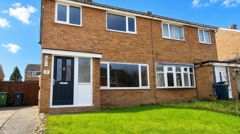 8 Burnell Close, Shrewsbury, SY3 0PW To Let