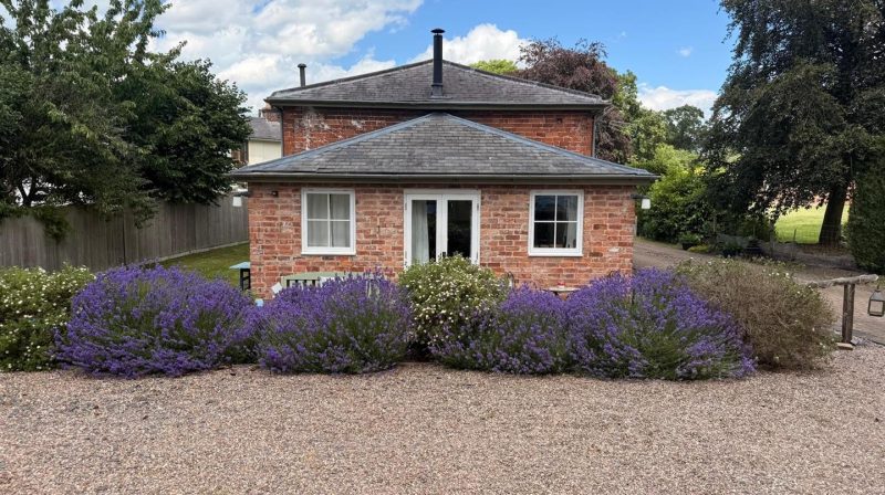 The Stables , Shrewsbury, SY4 2AW To Let