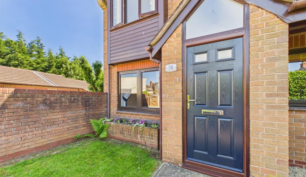 16 Castle Court, Wem, SY4 5JS For Sale 16 Castle Court, Wem, SY4 5JS For Sale