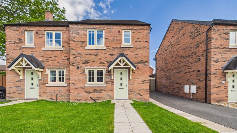 11 The Hawthorns, Ellesmere, SY12 9ER For Sale