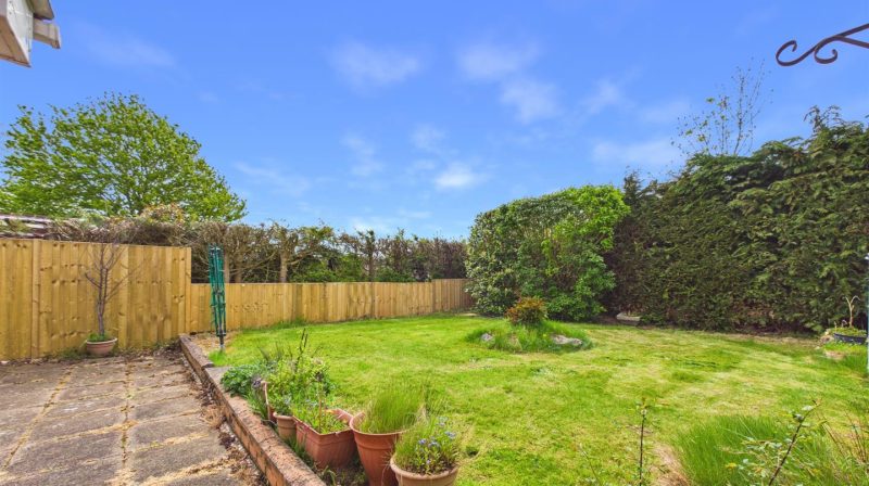 63 Trentham Road, Shrewsbury, SY4 5HN For Sale