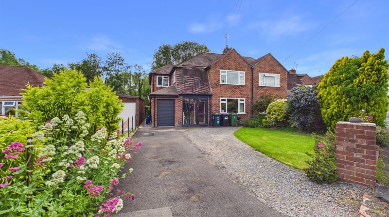 3 Aysgarth Road, Shrewsbury, SY3 8TW For Sale