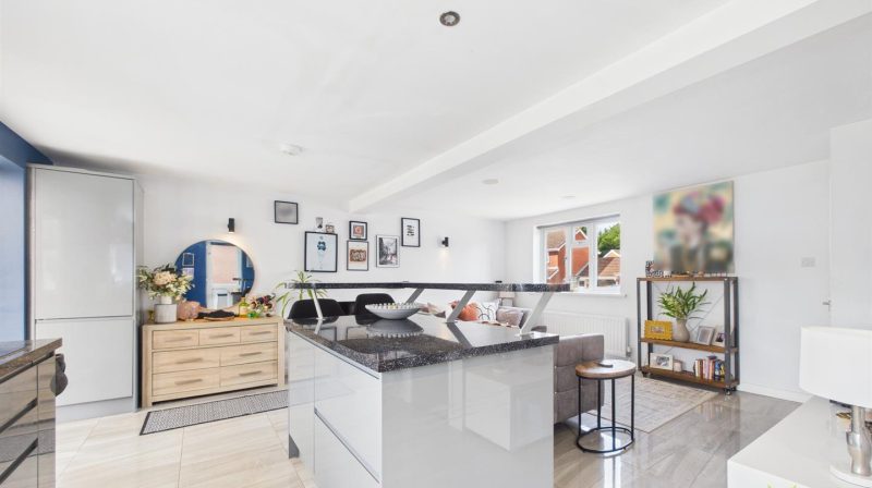 5 Churchill Road, Shrewsbury, SY3 8ZA For Sale