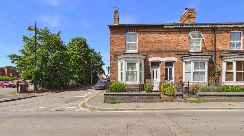 30 Mill Street, Shrewsbury, SY4 5ED For Sale