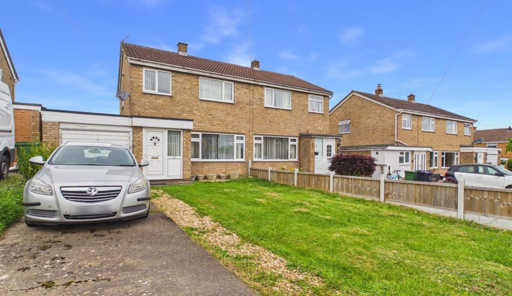 8 Meadowbrook, Shrewsbury, SY3 0PU For Sale
