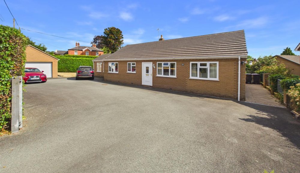 40 Top Street, Oswestry, SY11 4DR For Sale 40 Top Street, Oswestry, SY11 4DR For Sale