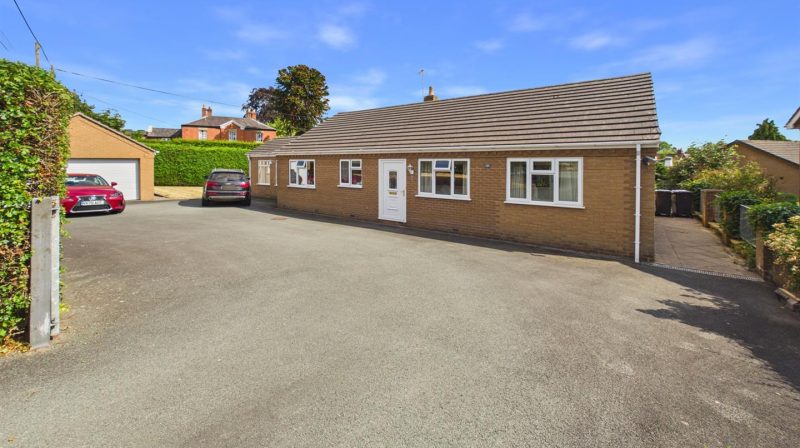 40 Top Street, Oswestry, SY11 4DR For Sale