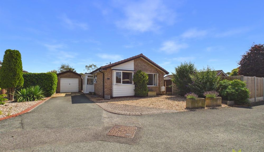 84 Trentham Road, Shrewsbury, SY4 5HW For Sale 84 Trentham Road, Shrewsbury, SY4 5HW For Sale