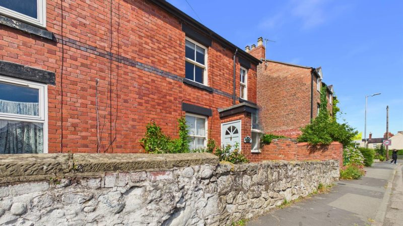 4 Orchard Cottages Station Road, Oswestry, SY11 4BU To Let