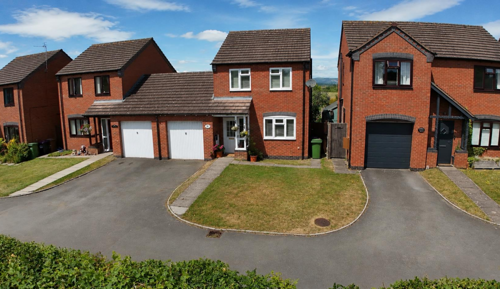 The Brambles Overton Road, Oswestry, SY11 3DG For Sale