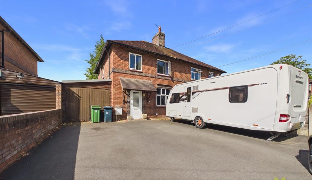47 Racecourse Crescent, Shrewsbury, SY2 5BW For Sale