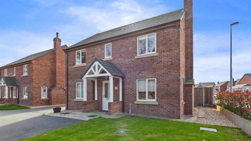 9 Ledwith Drive, West Felton, SY11 4FH For Sale
