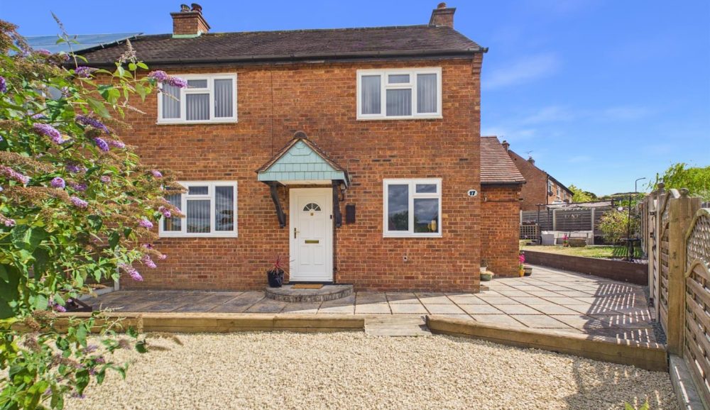 17 Callow Crescent, Shropshire, SY5 0BZ For Sale 17 Callow Crescent, Shropshire, SY5 0BZ For Sale