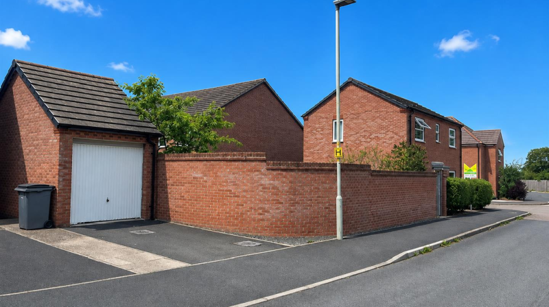 19 Stall Meadow, Shrewsbury, SY4 5YL For Sale