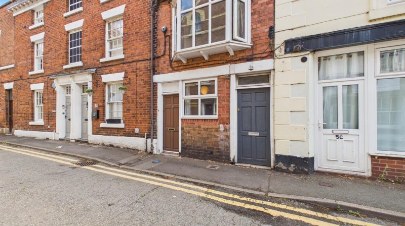 5a Chapel Street, Shrewsbury, SY4 5ER For Sale