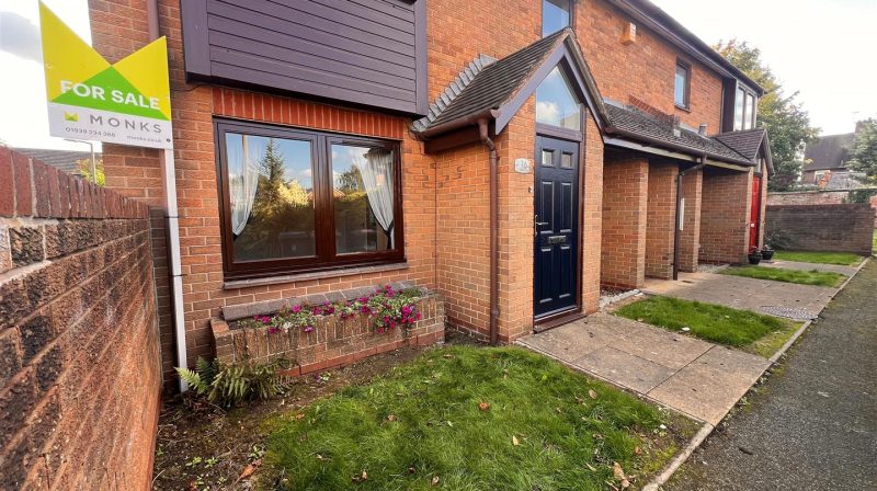 16 Castle Court, Wem, SY4 5JS For Sale